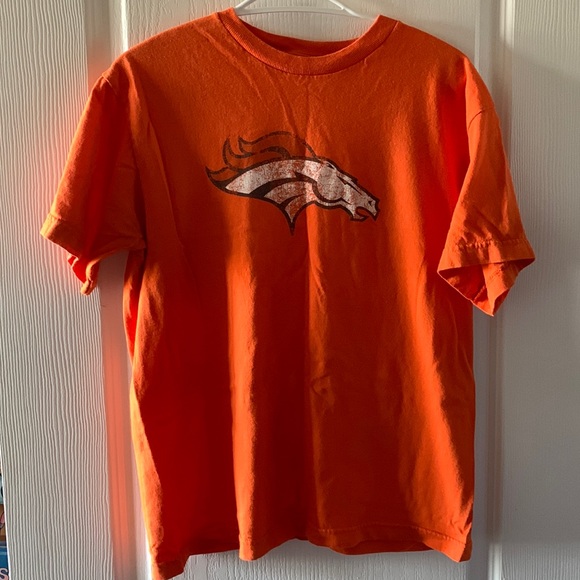 Denver Broncos Tee shirt - Picture 1 of 1